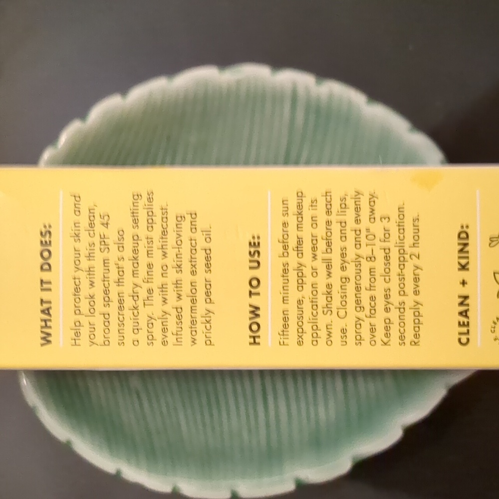 Sun Protection + Setting Spray - Picture 2 of 4